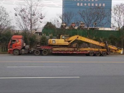 张掖市大件运输运输履带吊机械设备(